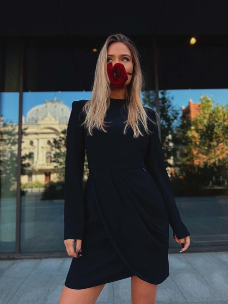 Seda czarna